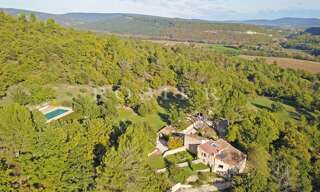 Maison 14 Pièces 320 m² à vendre à Saint-Martin-de-Castillon (84750)