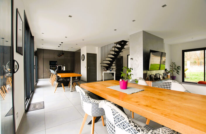 Immobilier de prestige : maison à vendre aux Essarts-Le-Roi — photo 3