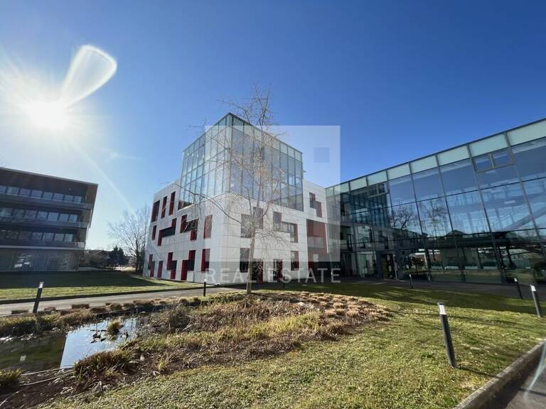BUREAUX à LOUER — photo 1