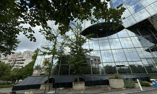 Bureau  1590 m² à louer à Lyon 9 (69009)