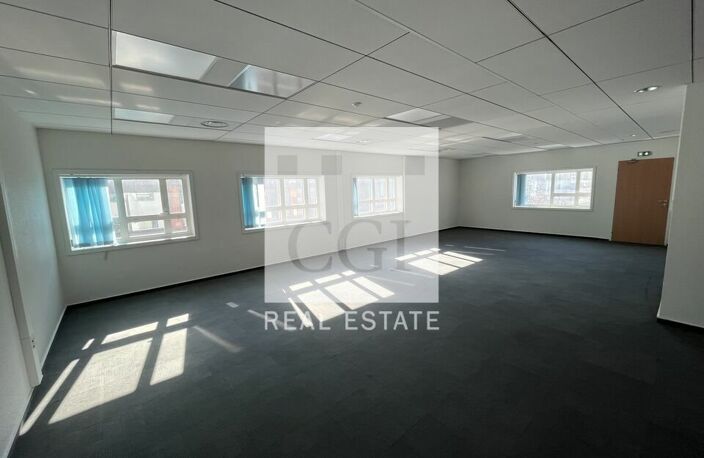 BUREAUX à LOUER — photo 4
