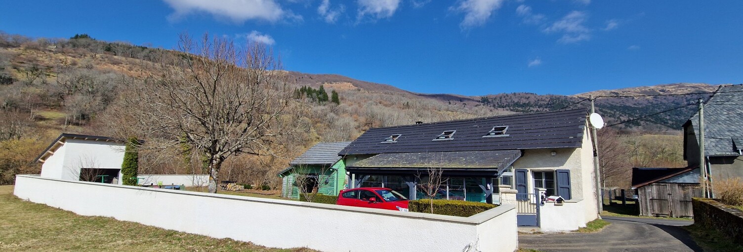 Maison 5 Pièces 111 m² à vendre à Le Fau (15140)