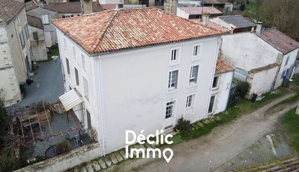 Villa / Maison 8 pièces  à vendre Vanneau-Irleau (Le) 79270