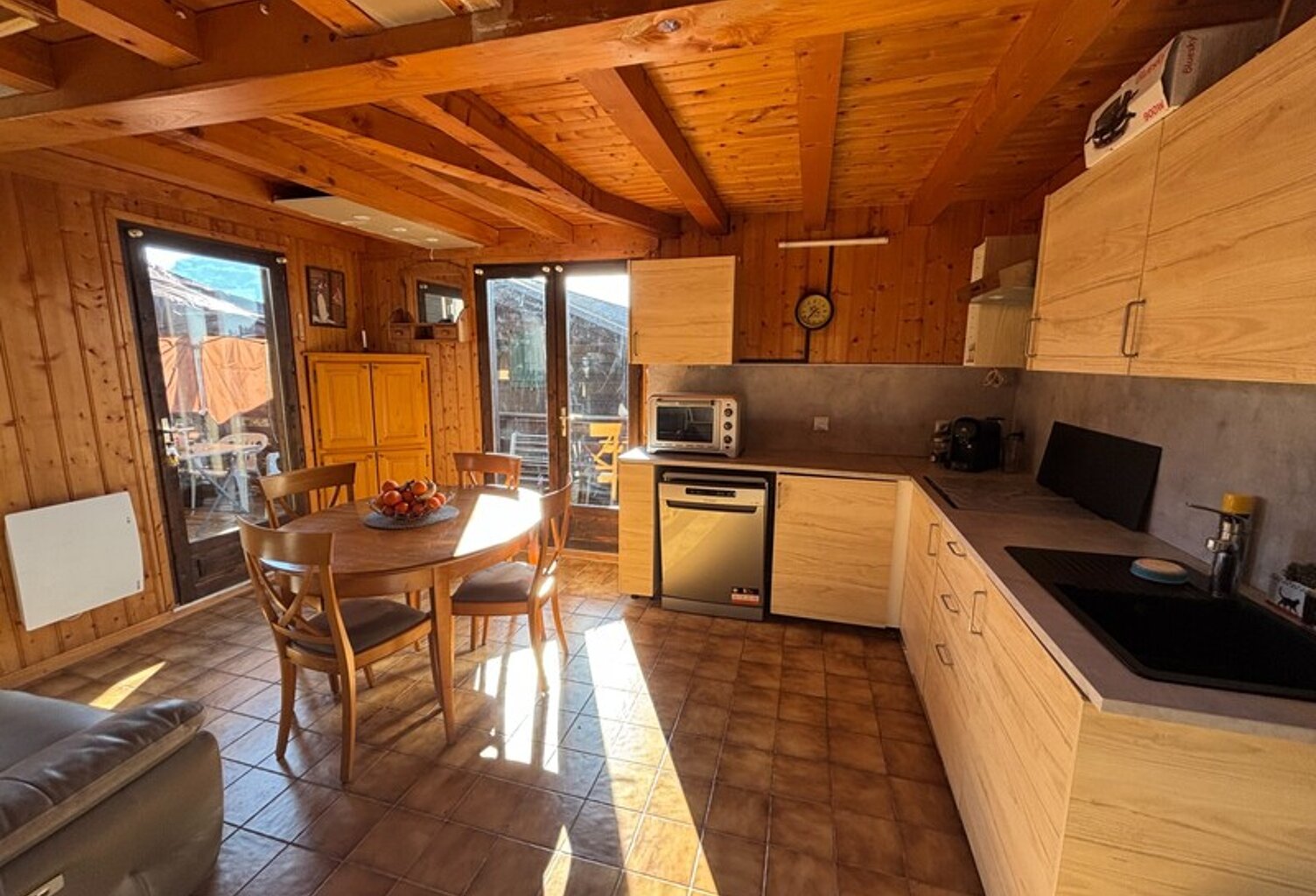 Chalet — photo 1