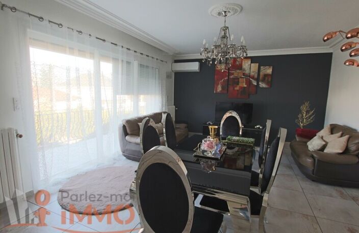 Villa — photo 3
