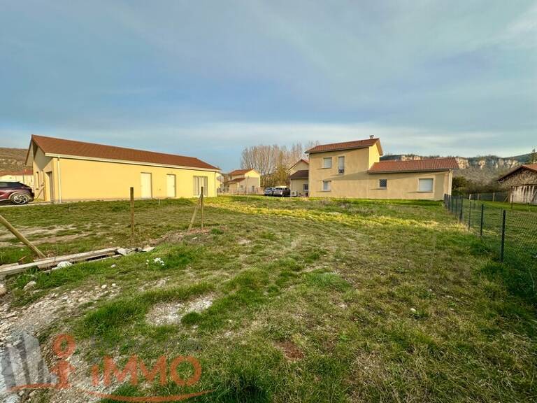 Terrain viabilisé — photo 1