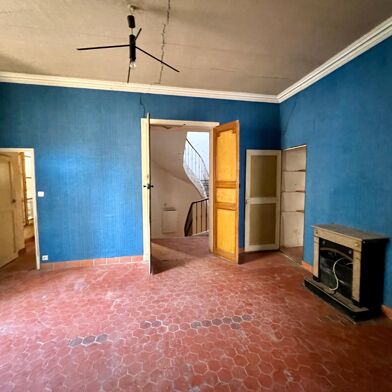 Immeuble  266000 €