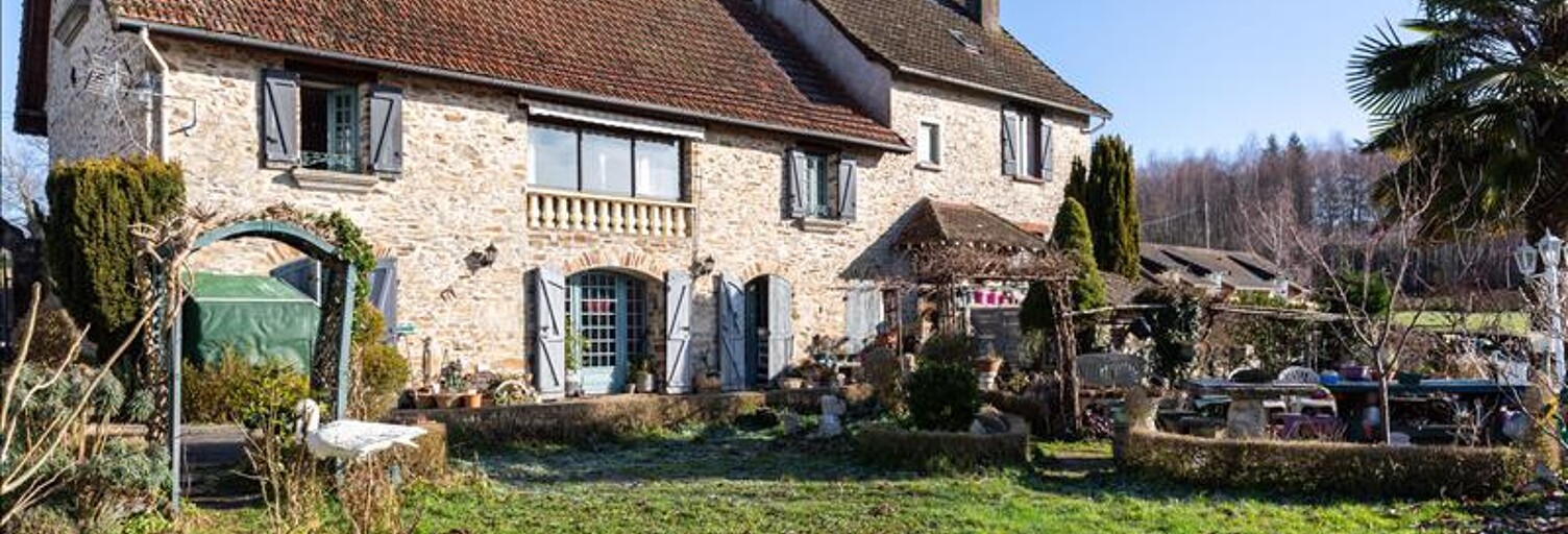 Maison 11 Pièces 262 m² à vendre à Saint-Yrieix-la-Perche (87500)