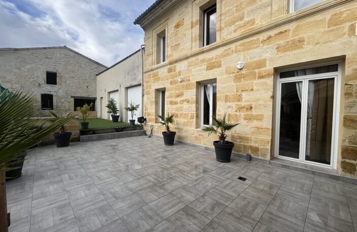 Maison en pierre de 4 pièces principales — photo 2