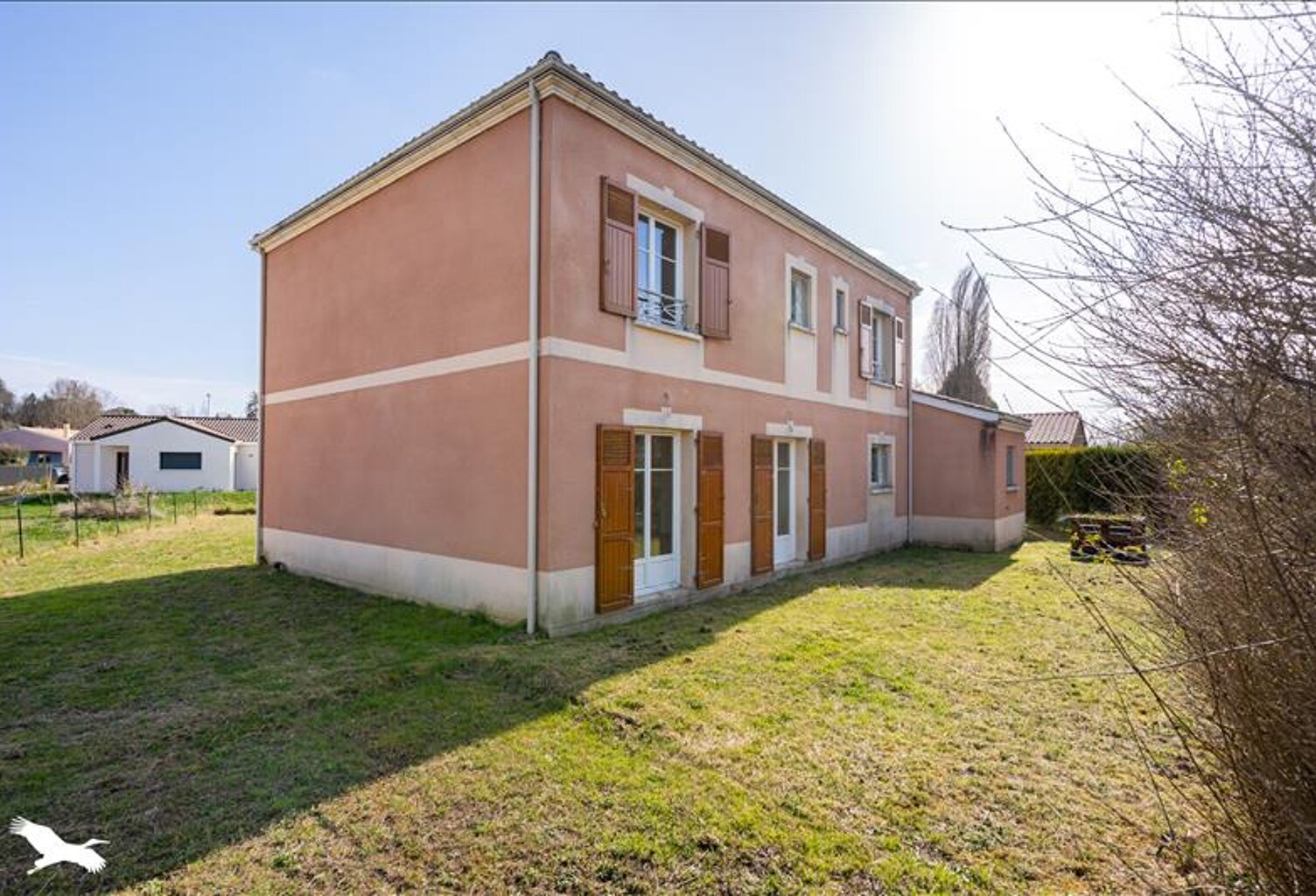 Contemporaine de 6 pièces principales — photo 1