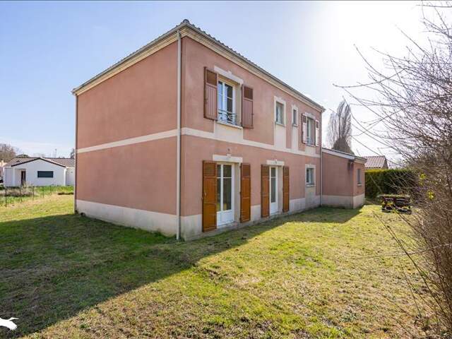 Contemporaine de 6 pièces principales — photo du bien