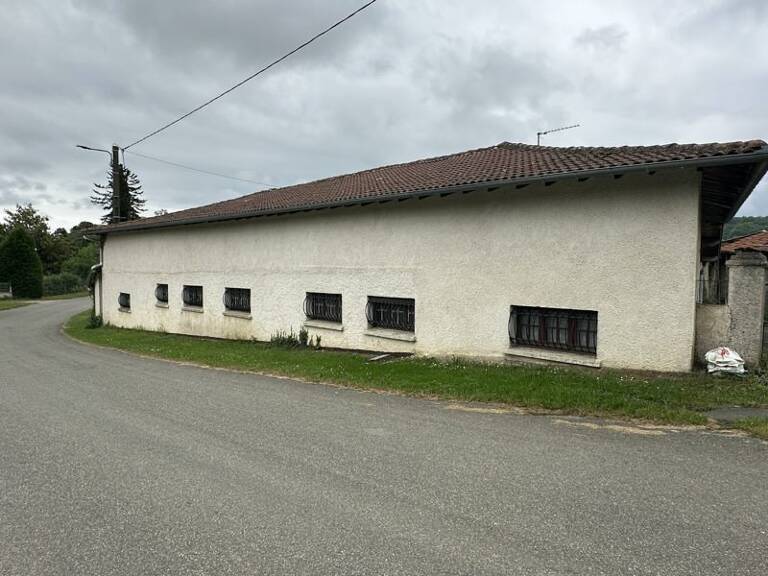Ferme (tte) de 5 pièces principales — photo 1
