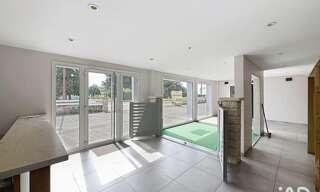 Commerce  1345 m² à vendre à Brie-Comte-Robert (77170)