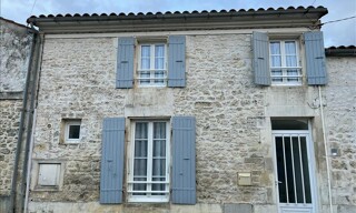 Maison 4 Pièces 82 m² à vendre à Pont-l'Abbé-d'Arnoult (17250)