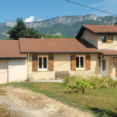 Maison 5 pièces 270000 €