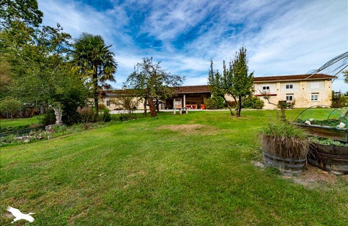Maison en pierre de 5 pièces principales — photo 2