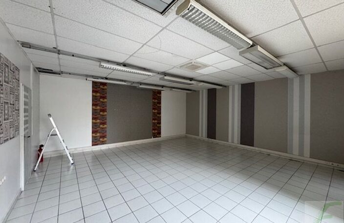 Local commercial — photo 2