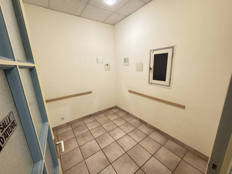 Appartement  de 107m2  AUPS — photo 1