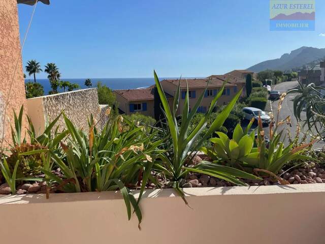 Exclusivité   2 pièces dernier étage vue mer — photo du bien