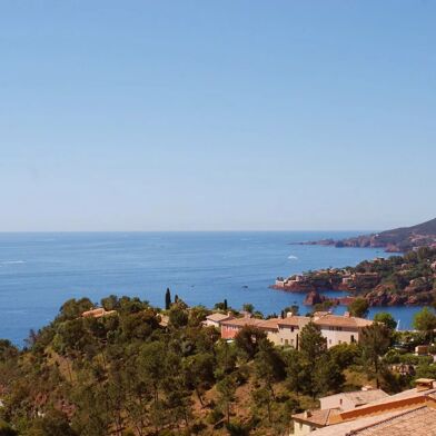 Maison 3 pièces 560 €