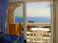 Location de vacances: 2 pièces/cabine (2 adultes + 2 enfants) cuisine avec lave vaisselle, lave linge, terrasse, belle vue sur la baie de Cannes  * TSH 217 * — photo 3