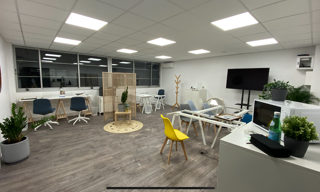 Bureau  40 m² à louer à Nîmes (30900)