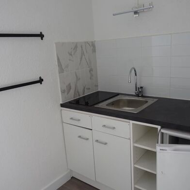 Appartement 1 pièces 334 €