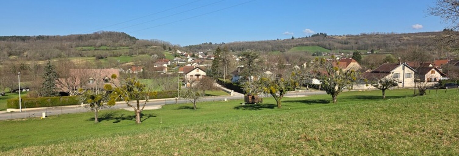 Terrain  610 m² à vendre à Courbouzon (39570)