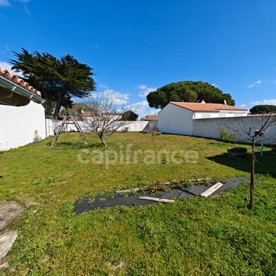 Terrain  525000 €
