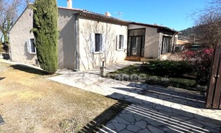 Maison 5 Pièces 147 m² à vendre à Céreste-en-Luberon (04280)