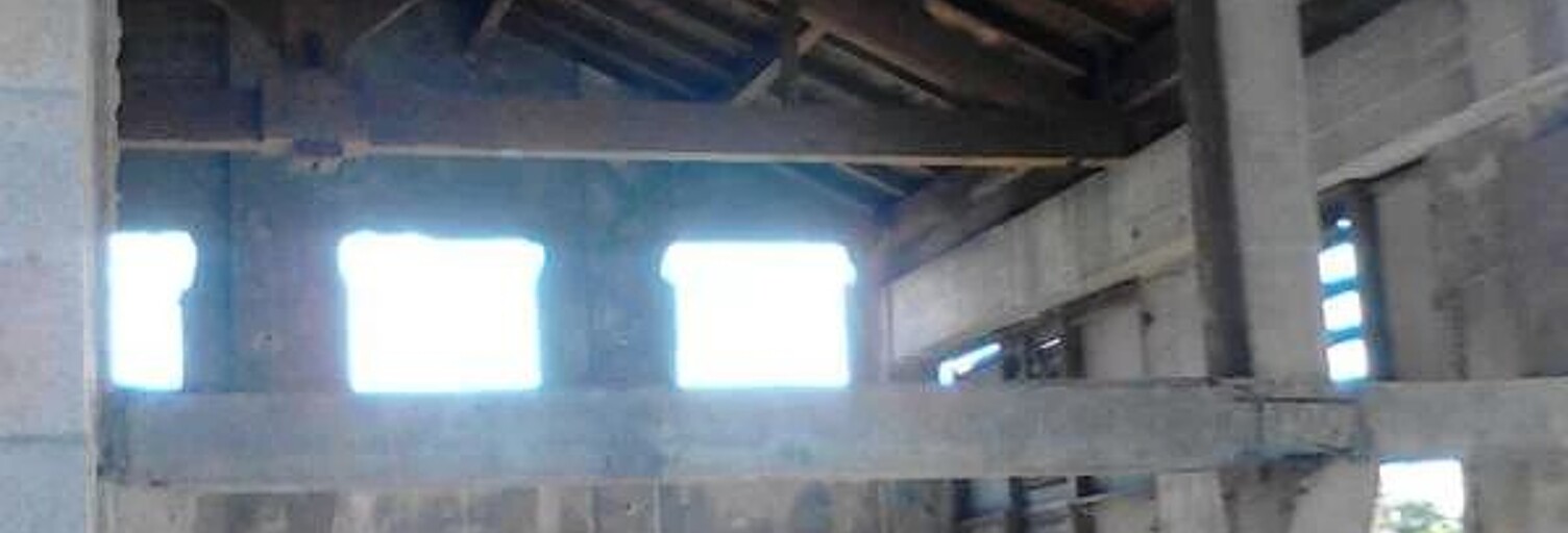 Immeuble  1350 m² à vendre à Mazamet (81200)