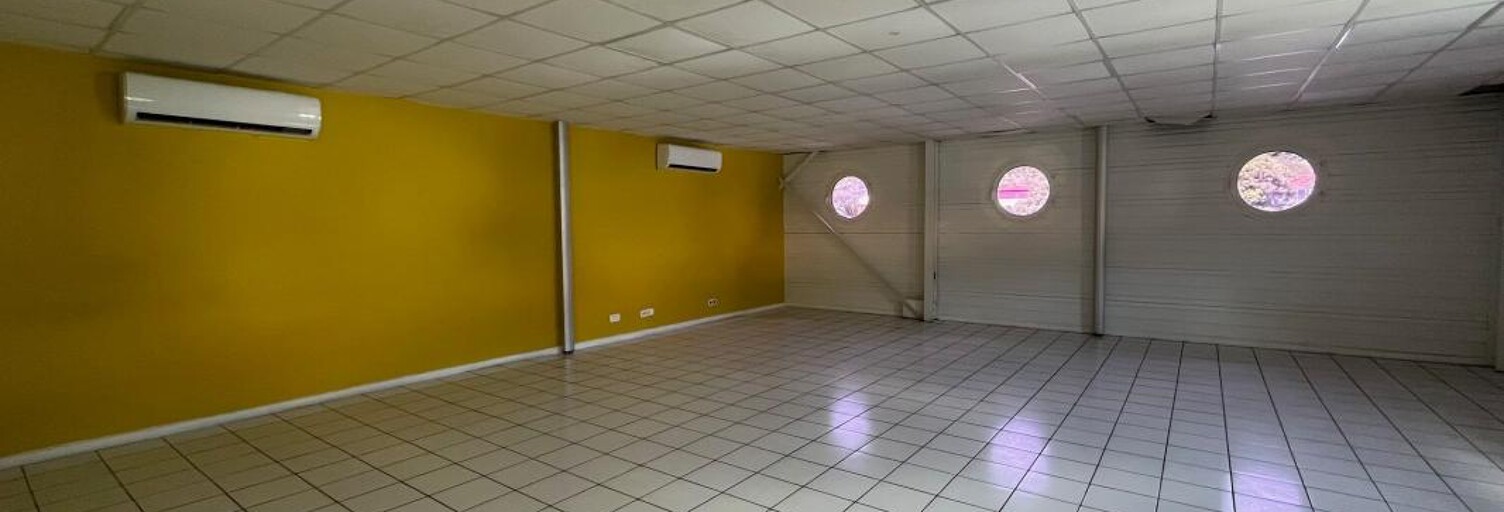 Bureau  193 m² à louer à Le Marin (97290)