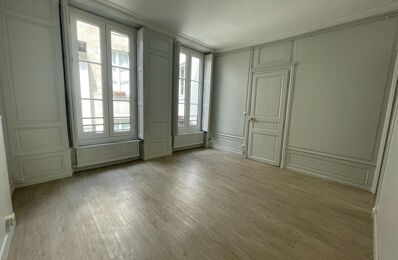 location appartement 700 € CC /mois à proximité de Gidy (45520)