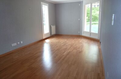 location appartement 688 € CC /mois à proximité de Gidy (45520)