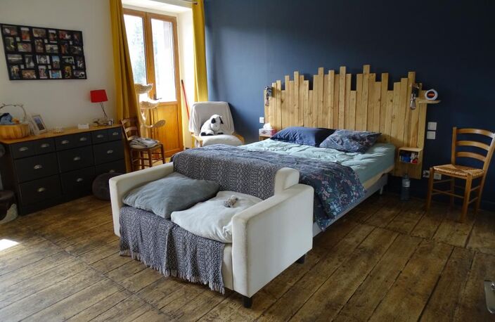 Maison en pierre 241 m2 avec jardin et dépendances, Saint Jun... — photo 3