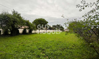 Terrain  954 m² à vendre à Ambarès-et-Lagrave (33440)