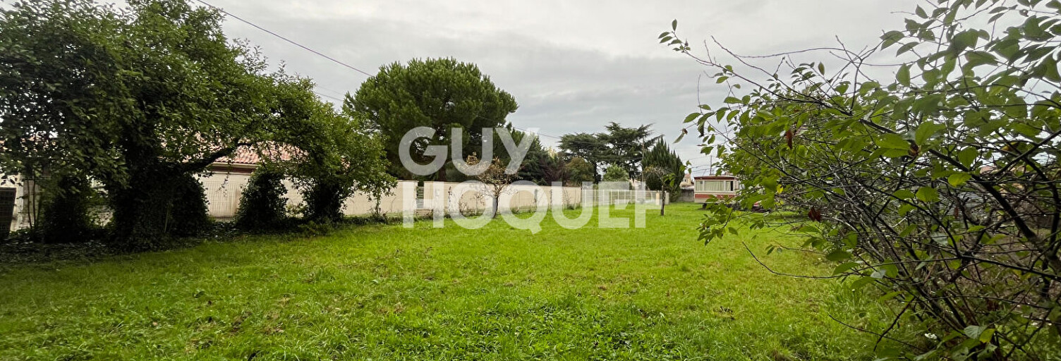 Terrain  954 m² à vendre à Ambarès-et-Lagrave (33440)