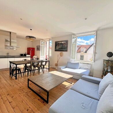 Appartement 4 pièces 897000 €