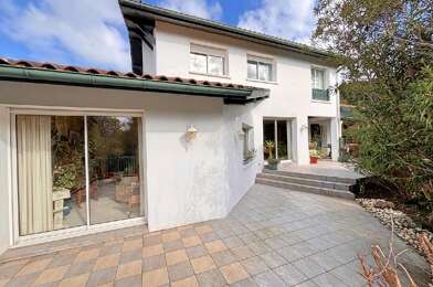 Maison 7 pièces 835000 €