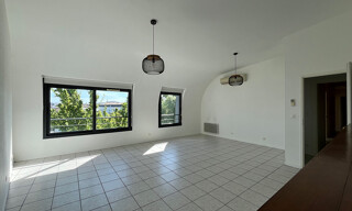 Appartement 4 Pièces 97 m² à louer à Bordeaux (33000)