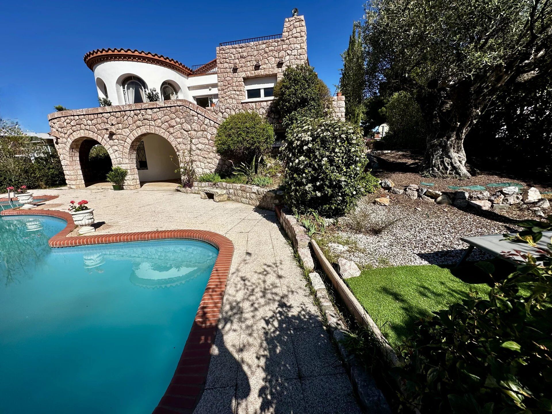 Villa / Maison  à vendre Perpignan 66000