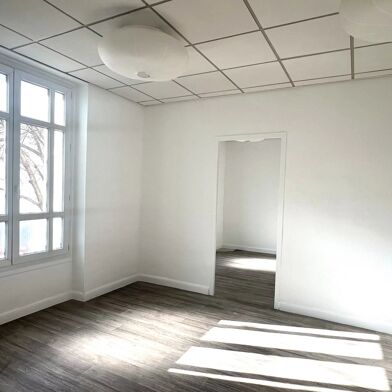 Commerce 7 pièces 1880 €