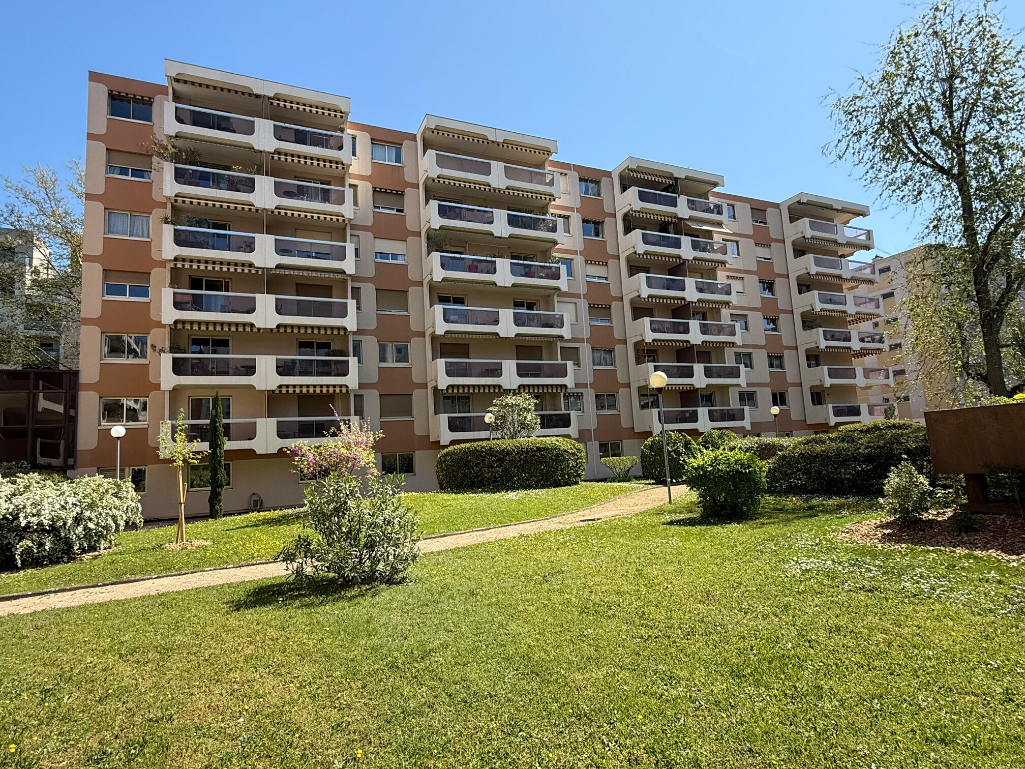 Appartement L T4
