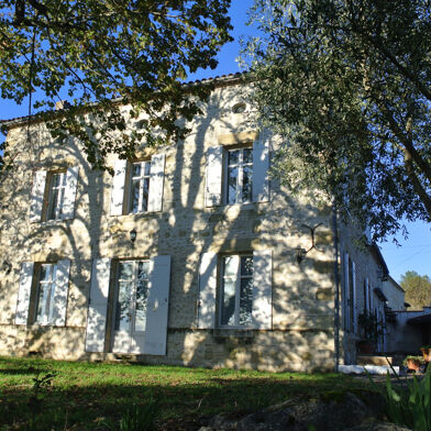 Maison 7 pièces 495000 €