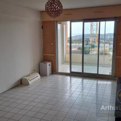 Appartement 3 pièces 263000 €