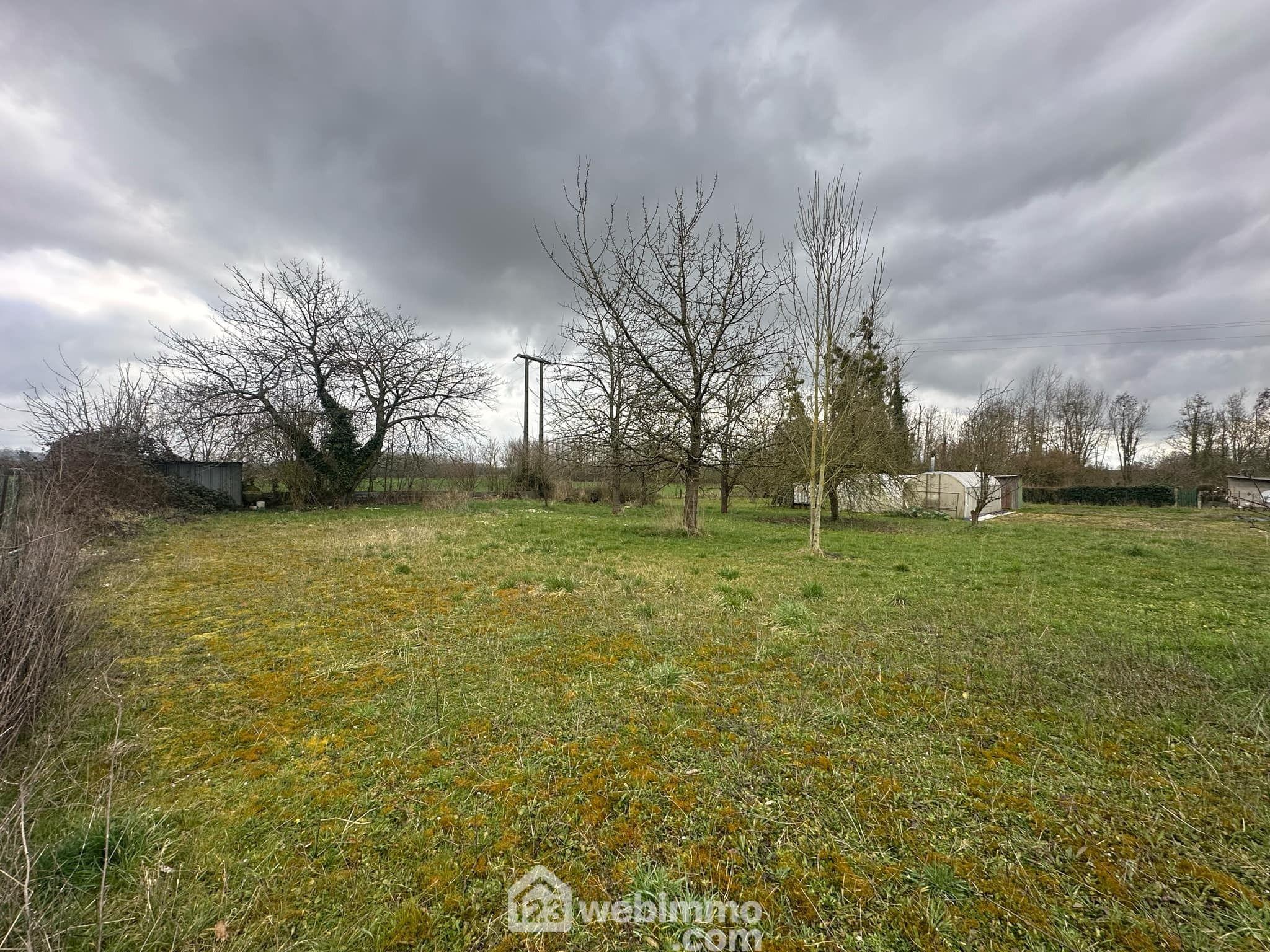 Photo Terrain à bâtir - 1003m² - Mesbrecourt-Richecourt image 3/4
