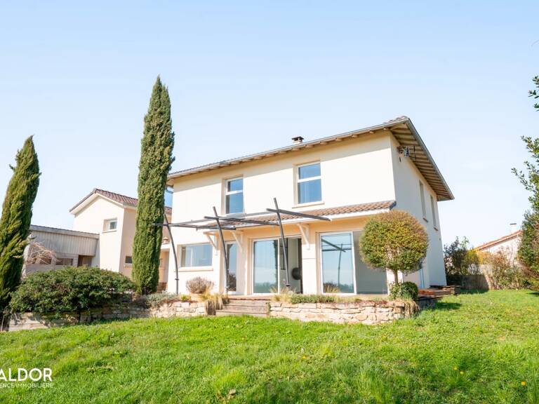 Maison moderne avec vue imprenable. — photo 1
