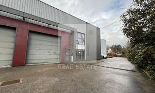 Commerce  420 m² à louer à Chaponost (69630)