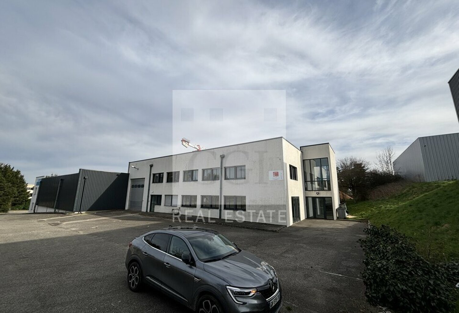 BUREAUX à LOUER — photo 1