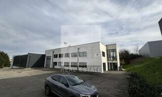 Bureau  280 m² à louer à La Tour-de-Salvagny (69890)